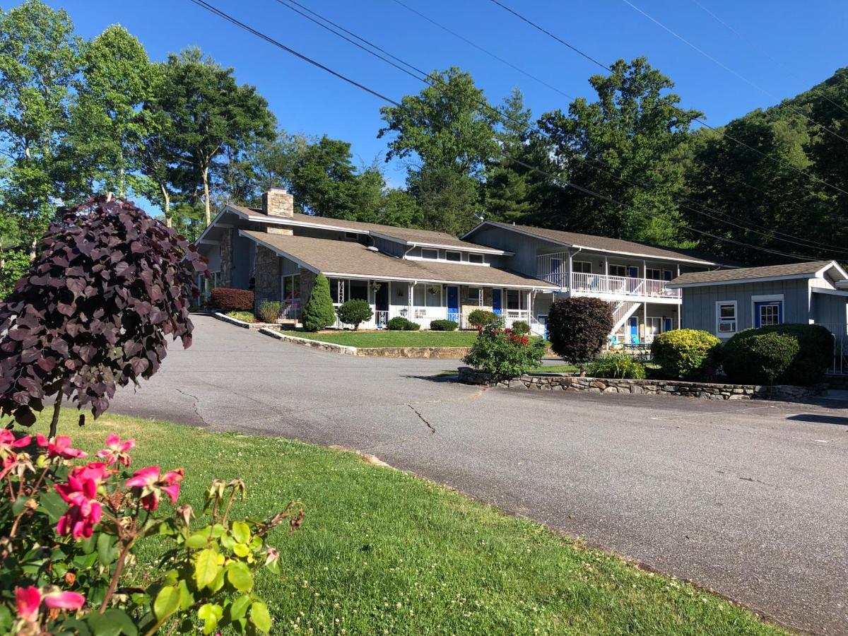 Meadowlark Motel With Restaurant & Bar Maggie Valley Exterior foto